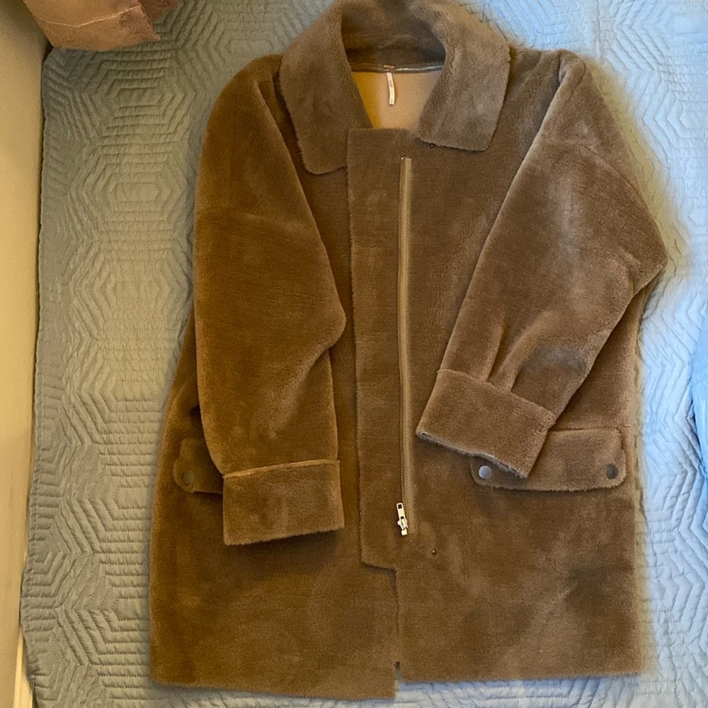 Free People Lindsay Faux Fur Brown Zip Teddy Coat Size M NWOT